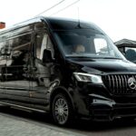 прокат Mercedes Sprinter з водієм у Києві Комфортний мікроавтобус на 8 місць 2025 року