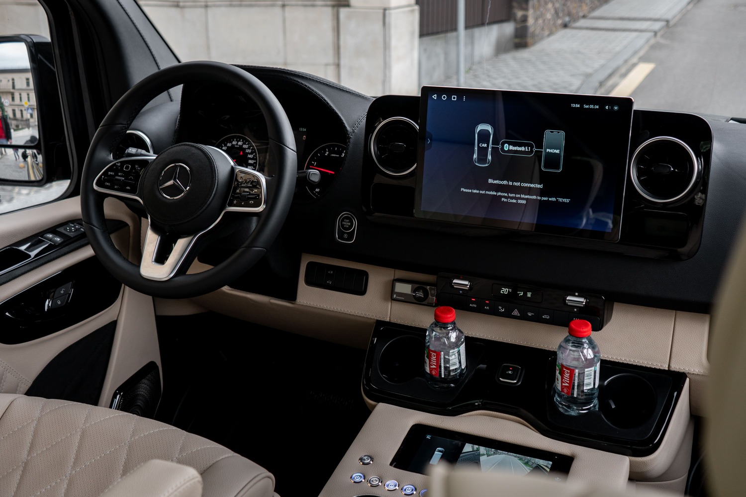 прокат Mercedes Sprinter з водієм у Києві Комфортний мікроавтобус на 8 місць 2025 року