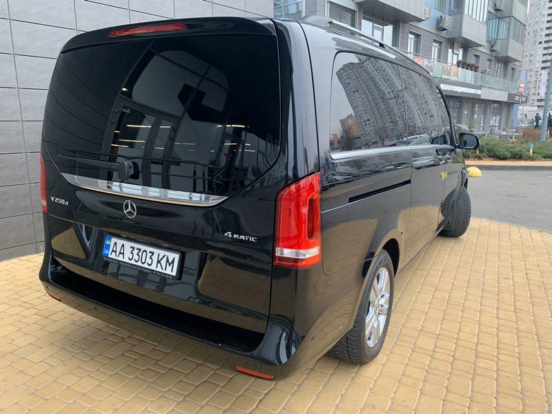 Mercedes-Benz V-Class