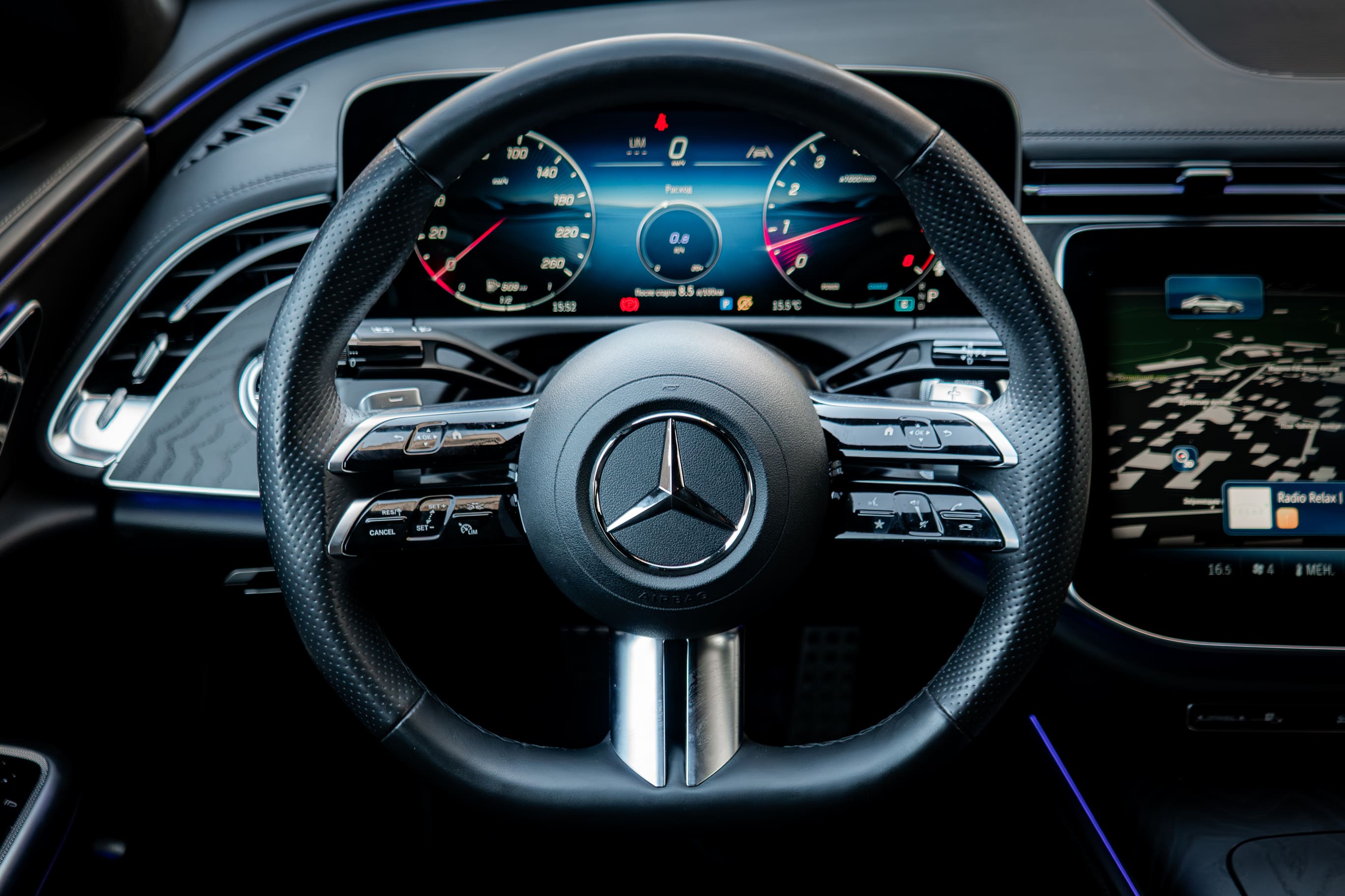 Аренда Mercedes-Benz E 200 W214