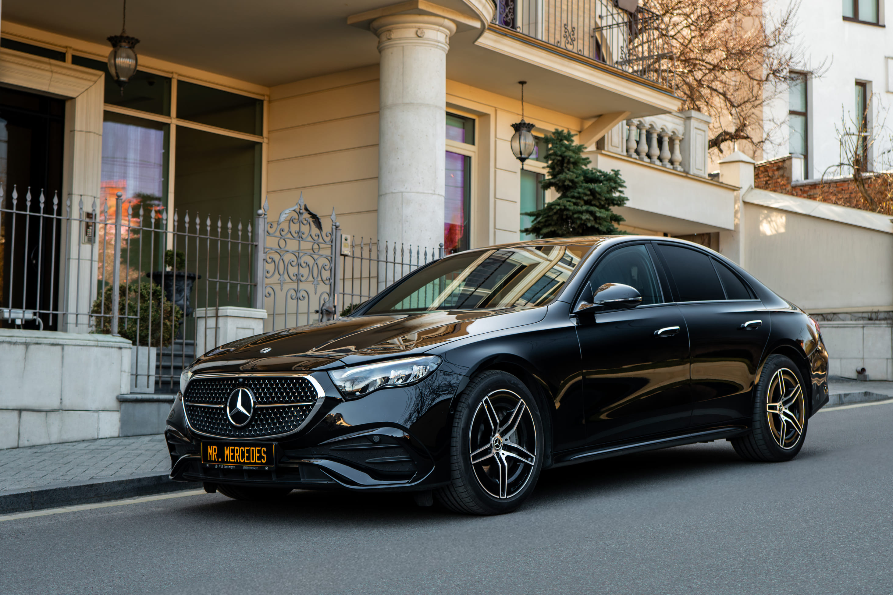 Аренда Mercedes-Benz E 200 W214