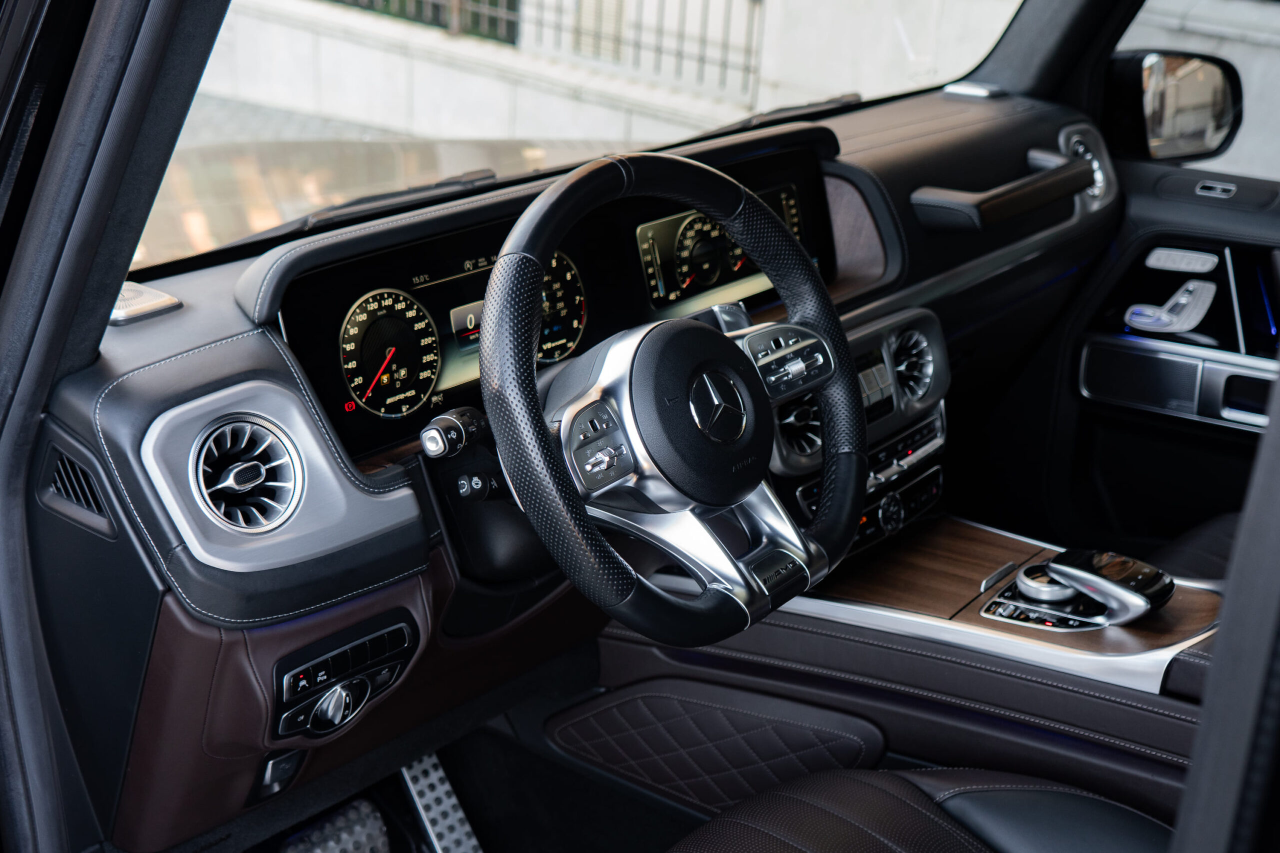 Mercedes-Benz G63 AMG в Киеве — прокат G63
