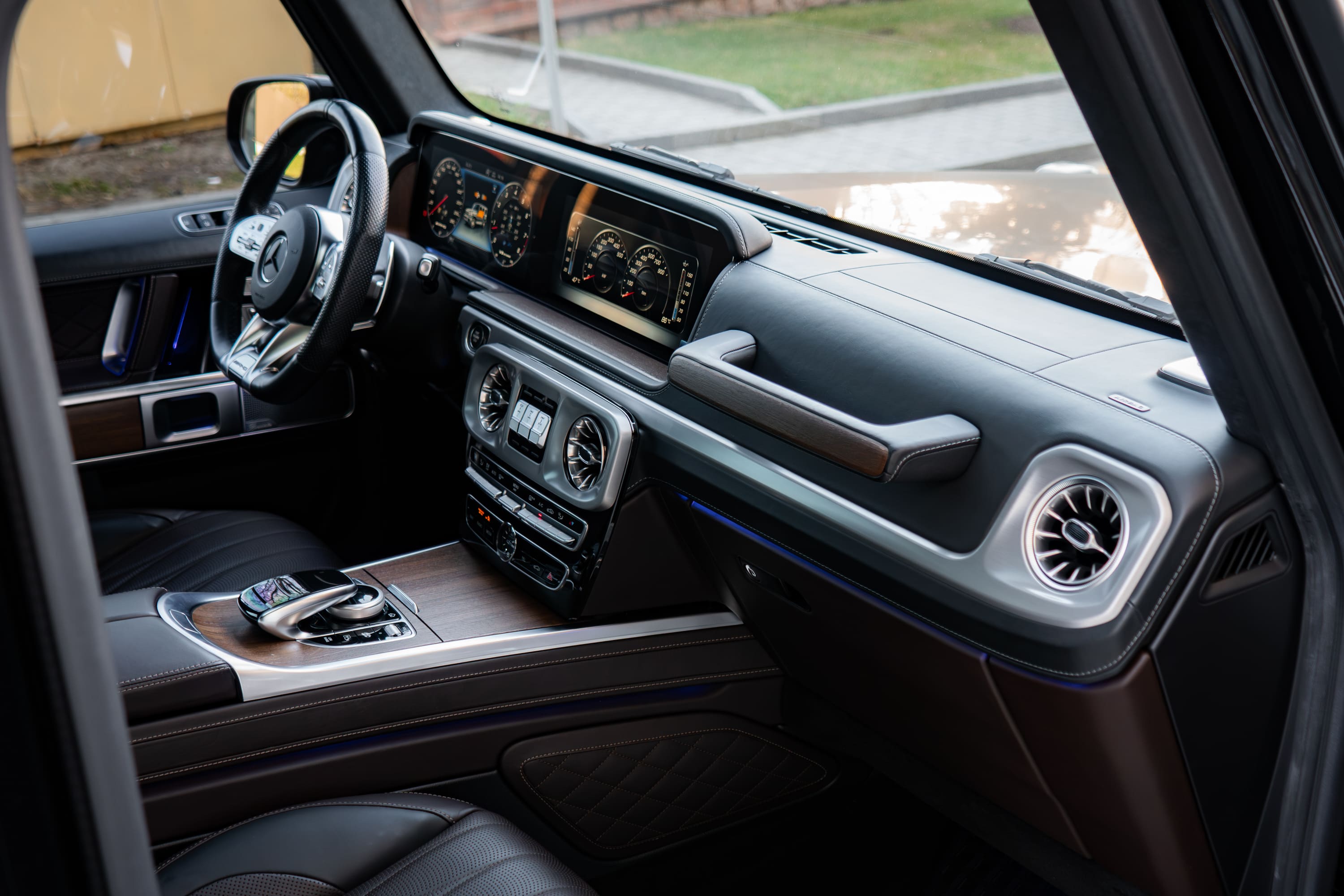 Mercedes-Benz G63 AMG в Киеве — прокат G63