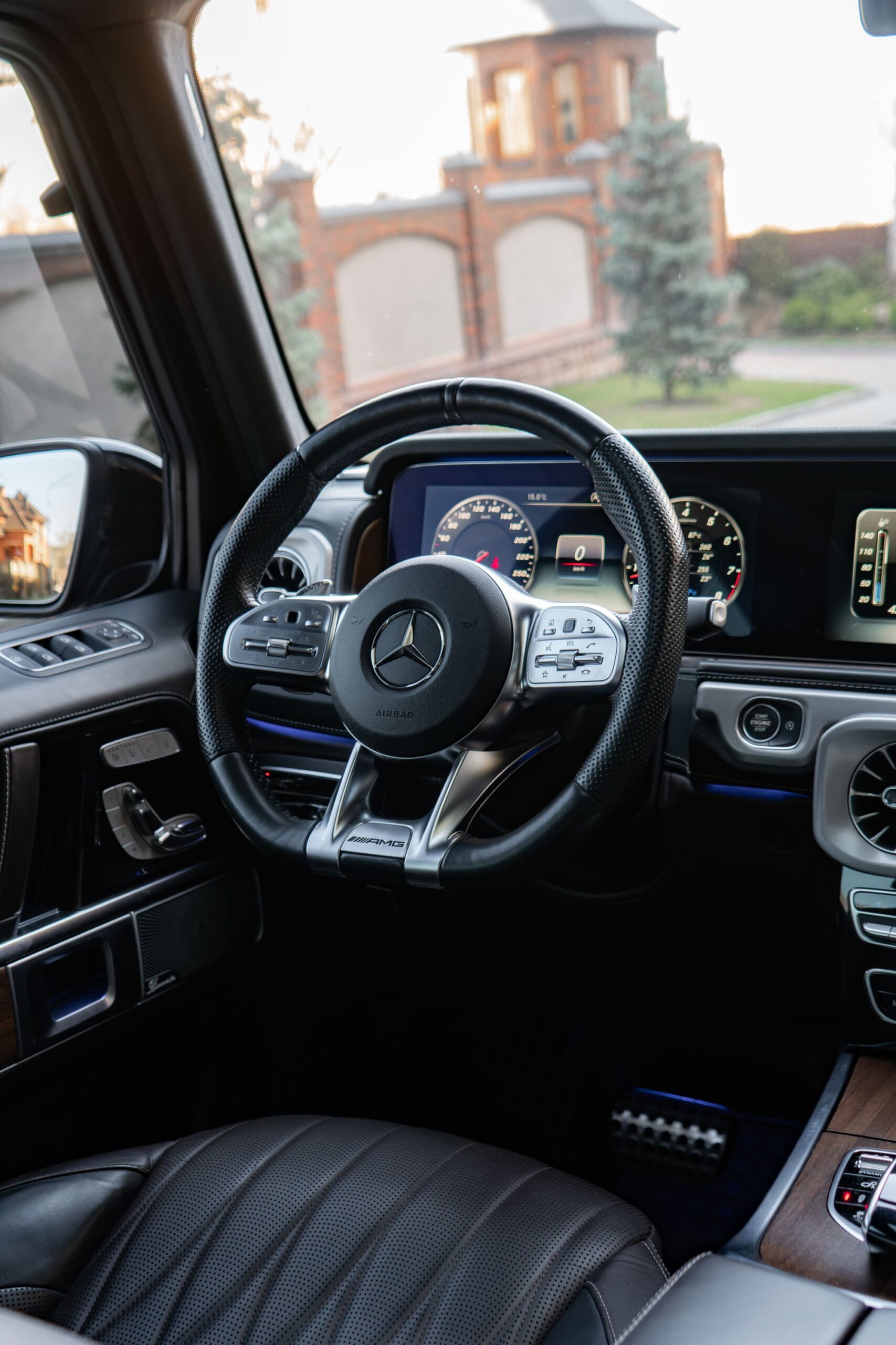 Mercedes-Benz G63 AMG в Киеве — прокат G63