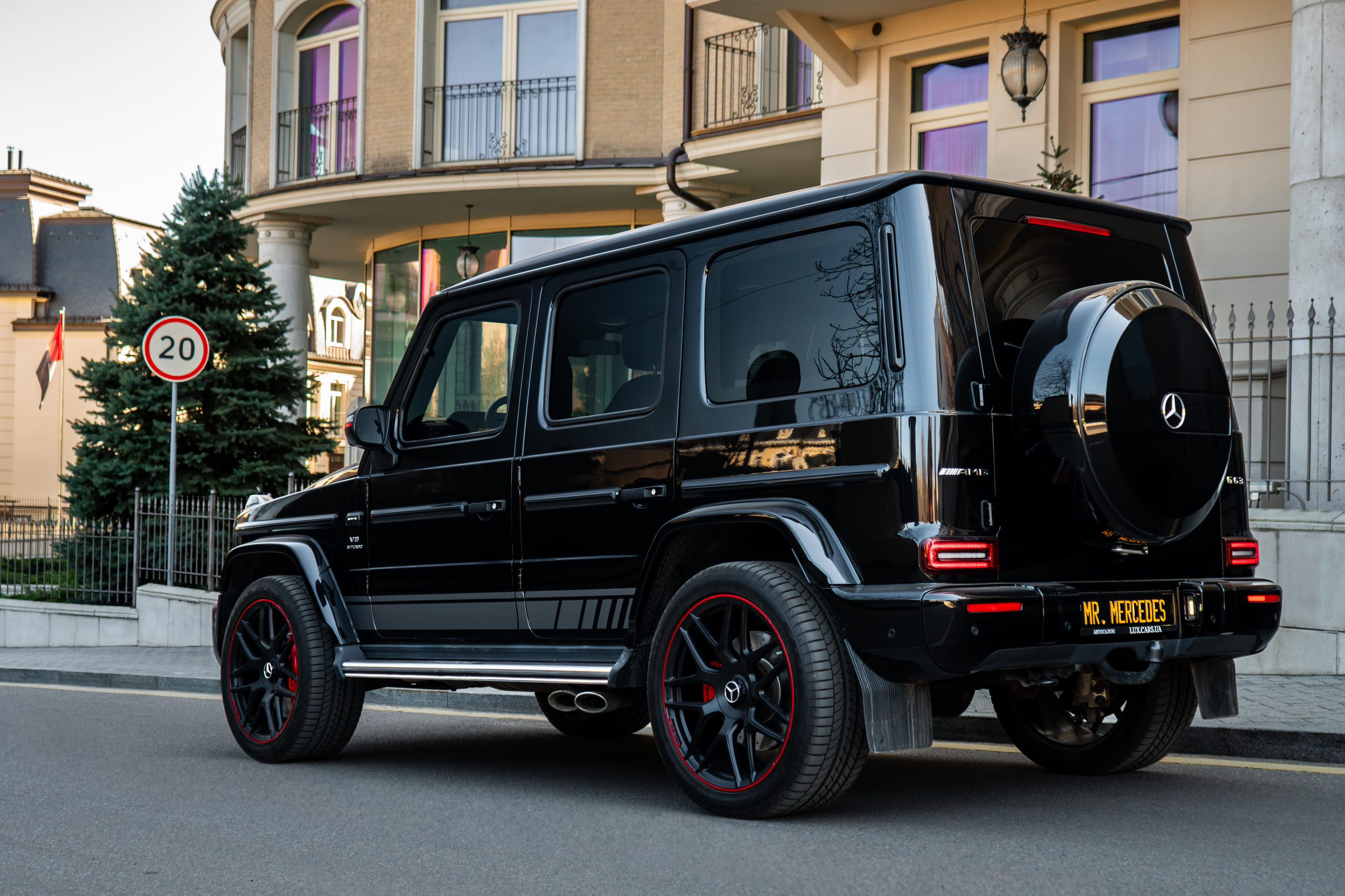 Mercedes-Benz G63 AMG в Киеве — прокат G63