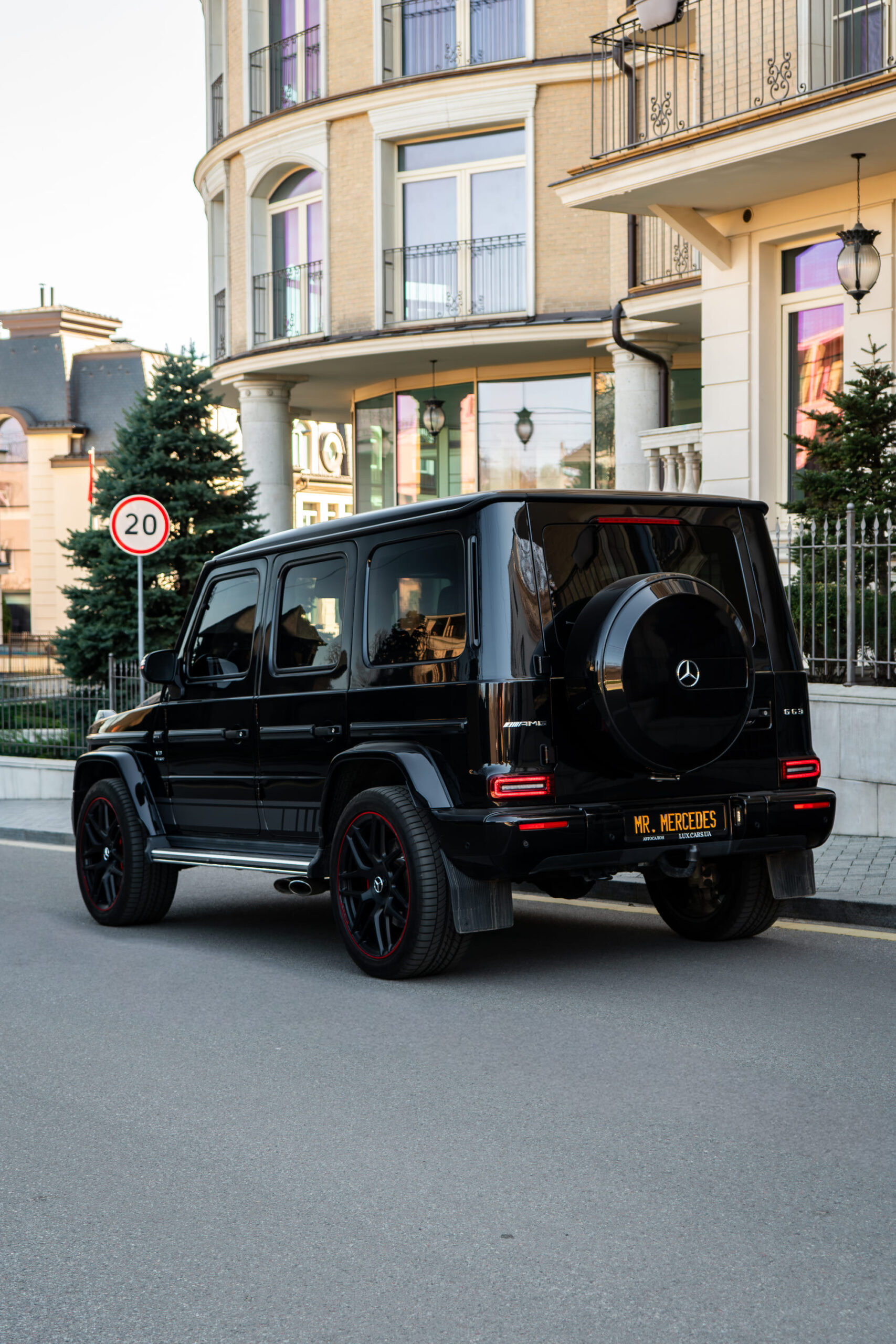 Mercedes-Benz G63 AMG в Киеве — прокат G63
